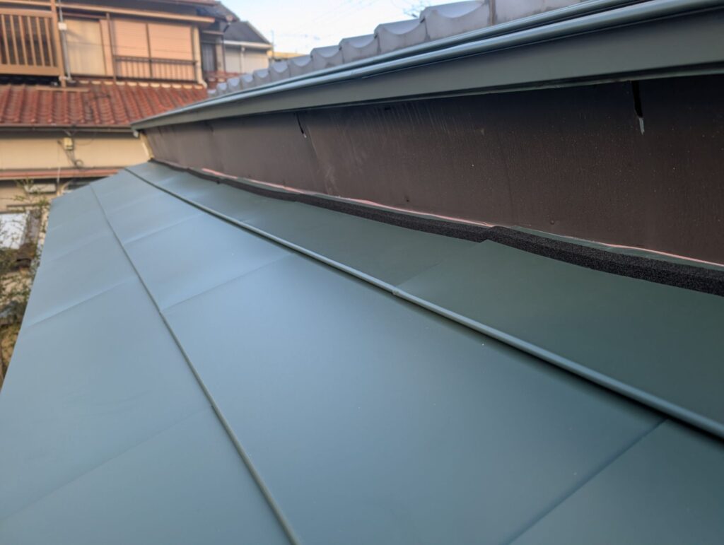 金属屋根修理状況