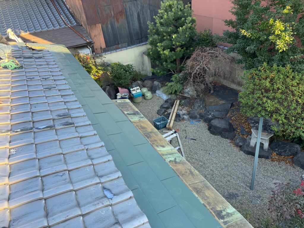 金属屋根修理状況