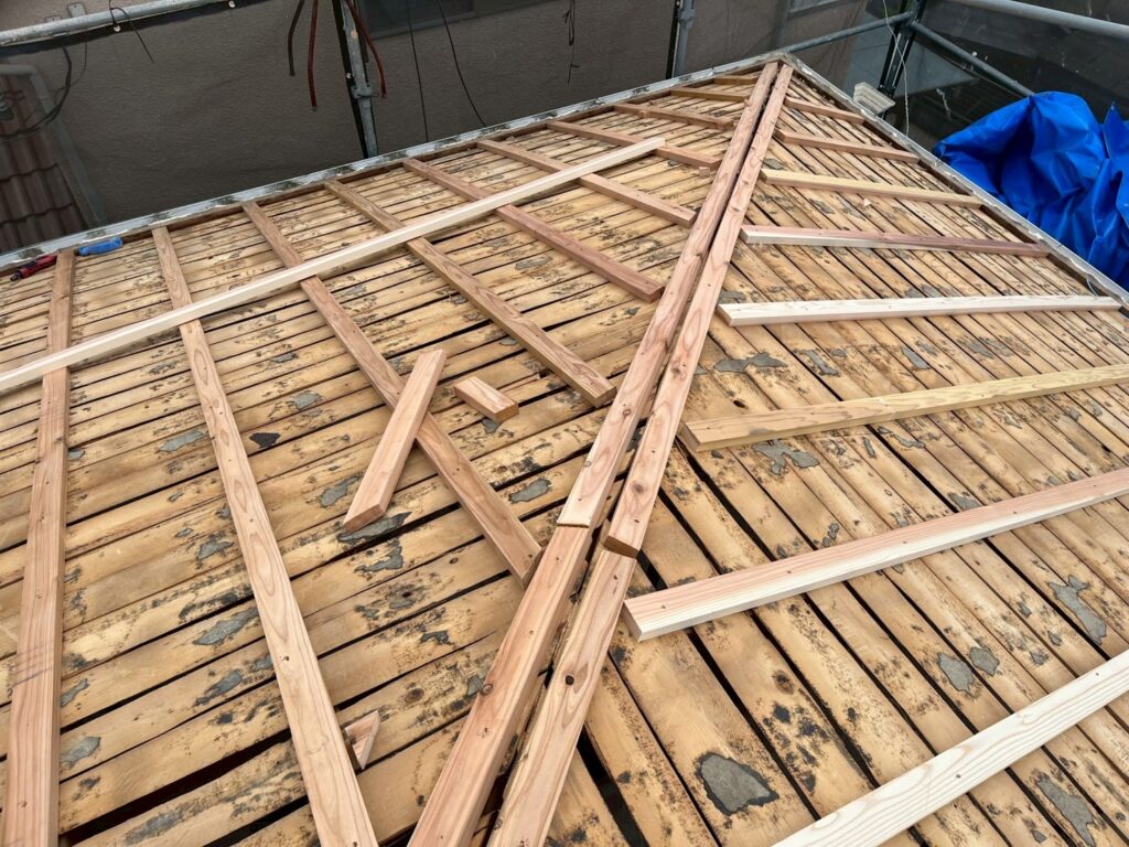 屋根地嵩上