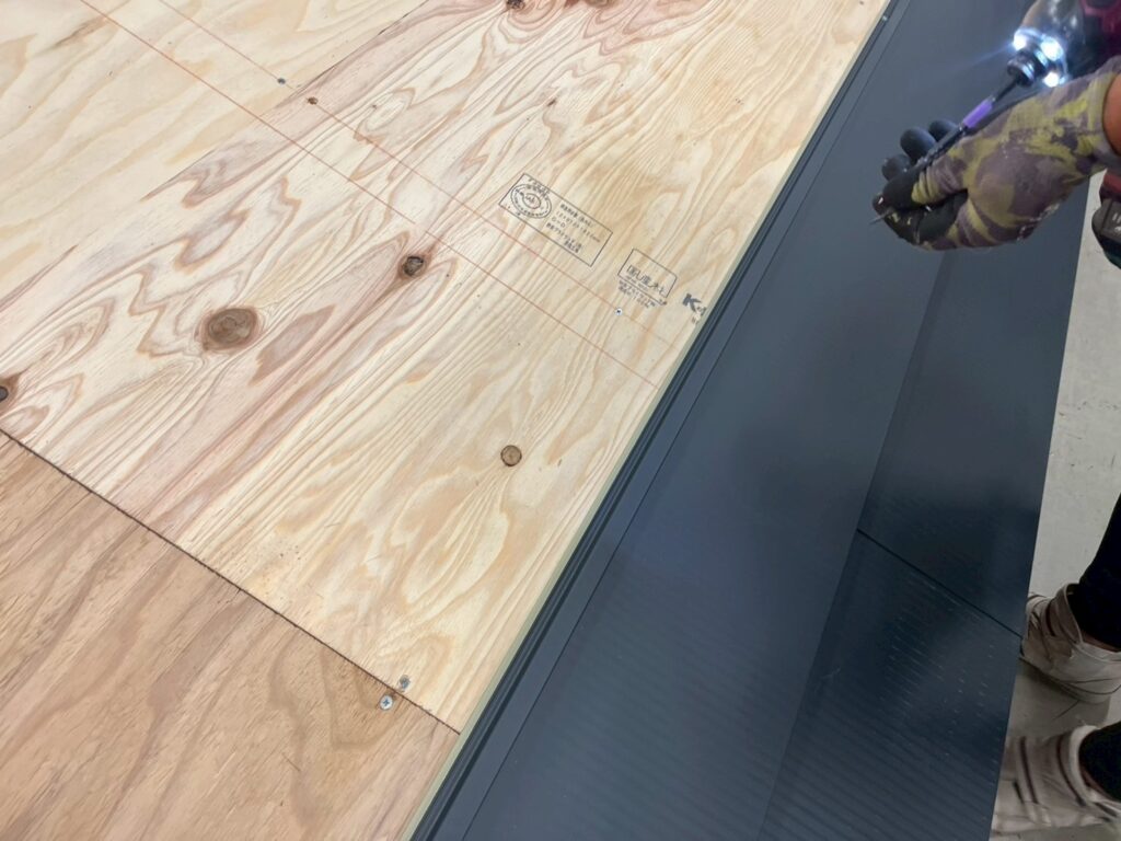 アポロルーフ施工状況