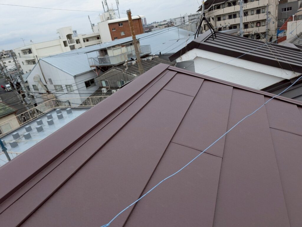 ガルテクト重ね葺き完了