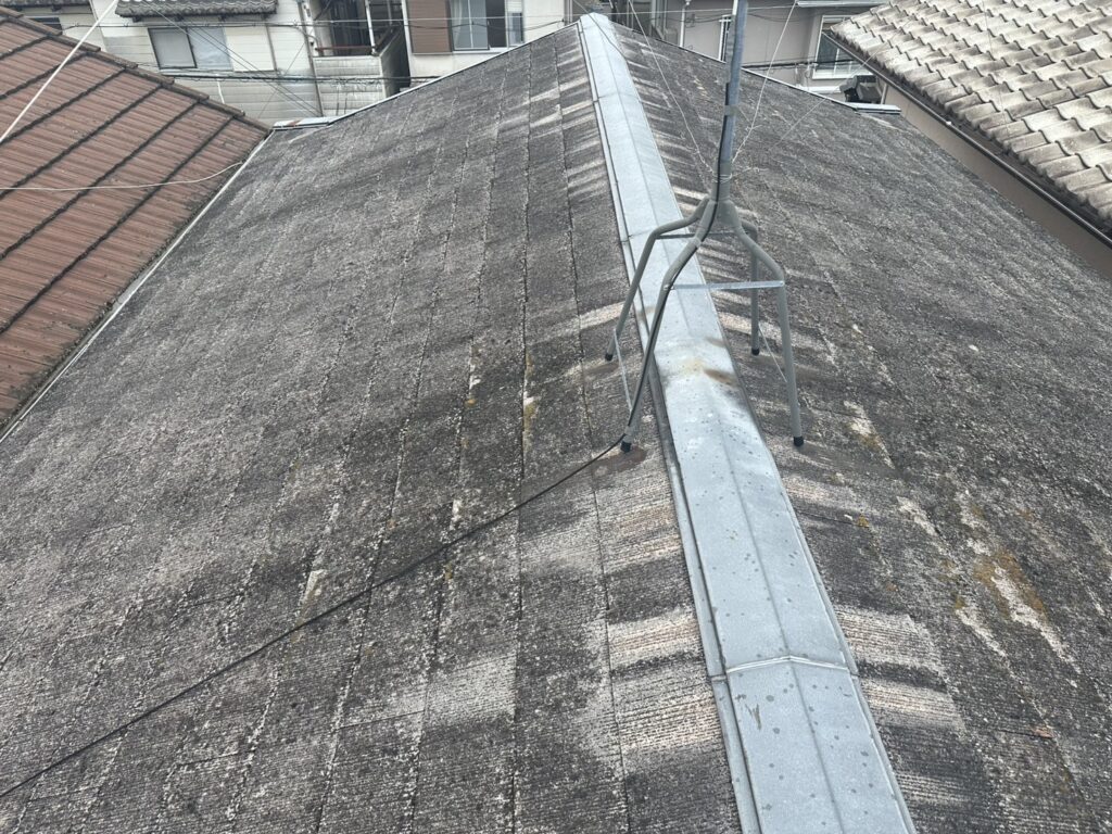 カラーベスト葺き屋根