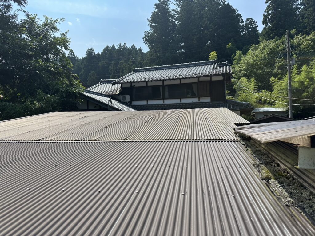 ポリカ波板張替え前
